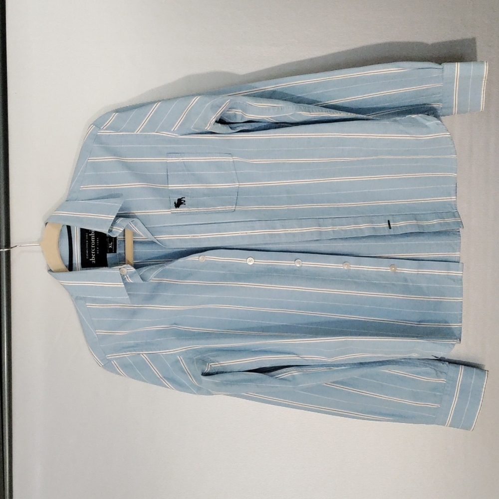 Abercrombie long sleeve button down shirt